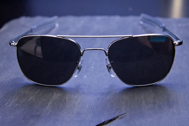 les-5-lunettes-de-soleil-rendues-celebres-par-hollywood