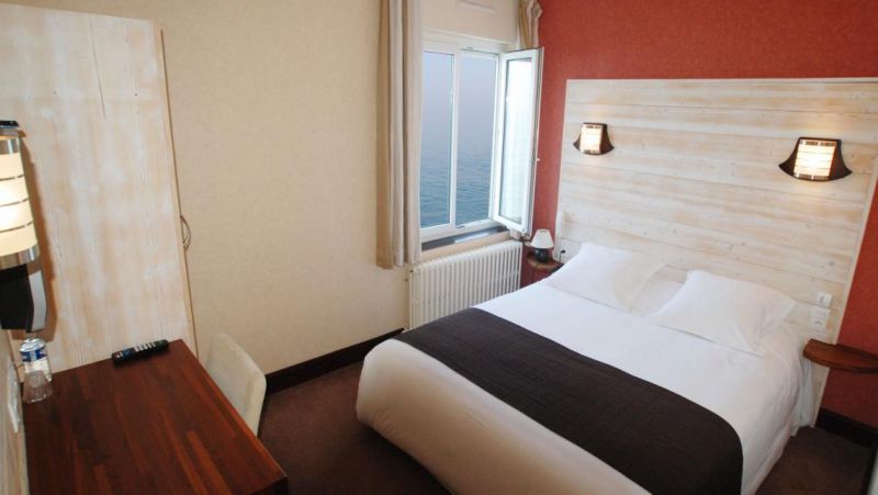 hotel-saint-malo-les-5-meilleurs-hotels-avec-vue-sur-la-mer
