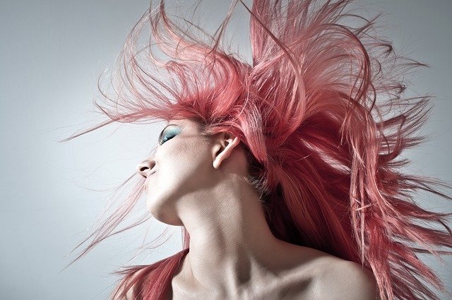 5-couleurs-de-cheveux-extravagantes--la-mode