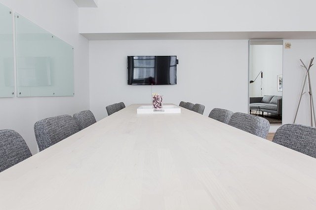 les-5-avantages-des-stores-pour-votre-interieur